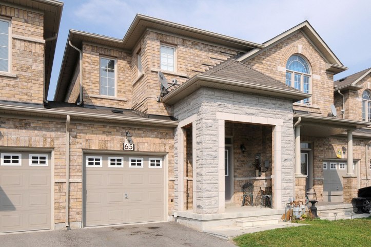 Welcoming Stone Arch at the Entrance 