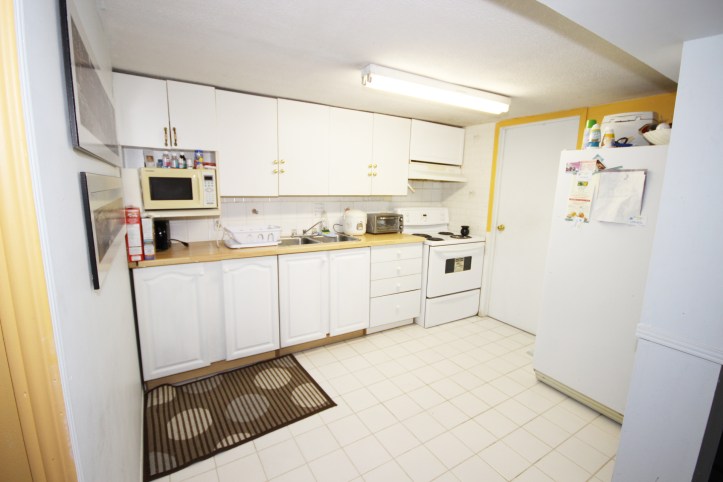 9 Liszt Gate Unit 509 for sale by Nikolay KLyushkin